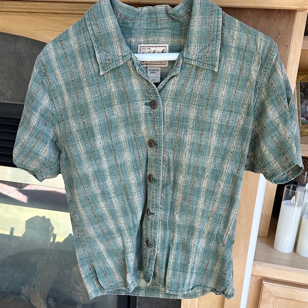 Women’s Woolrich Green Tan Plaid Outdoor Shirt Small